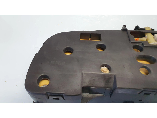 Přístrojová deska Opel Zafira A 2002 09228757, D231101