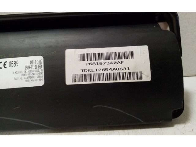 Подушка безопасности для колен P68157340AF   Jeep Cherokee