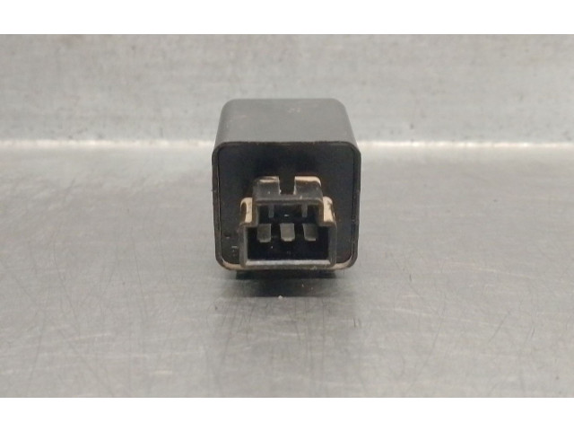 Блок предохранителей 6662005000 SsangYong Korando