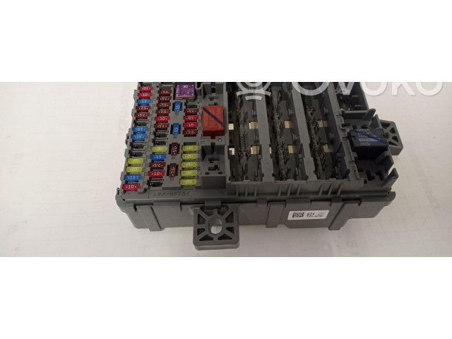 Pojistková skříňka TV0G230 Honda Civic 2013