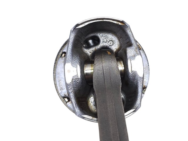 Поршень 46336795, 46336795 Jeep Renegade