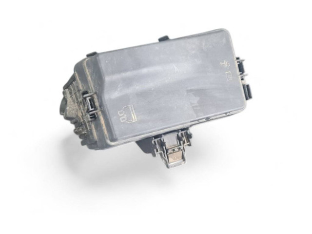 Блок предохранителей 5WA907361A, 5WA937132A Skoda Octavia Mk4