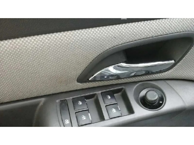 Блок управления двигателя 13503204, F00HJ00487 Chevrolet Corsa