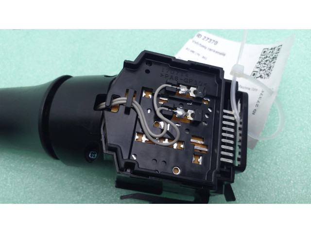 Ручка стеклоочистителей 17D714, E532016   Mitsubishi L200