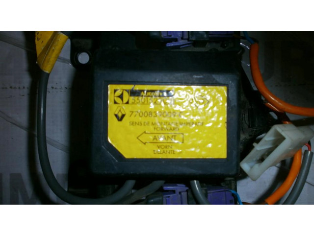 Блок подушек безопасности 7700839009C, 550152900 Renault 19