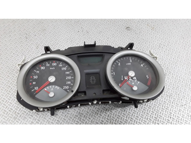 Přístrojová deska Renault Megane II 2004 8200399695A