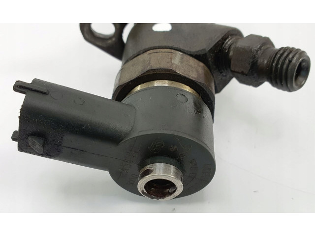 Форсунка 30777314    Volvo V70 для дизельного двигателя  2.4