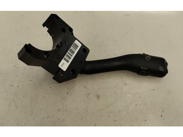 Ручка стеклоочистителей    Volkswagen Passat Alltrack