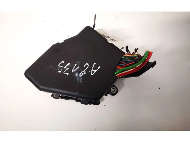 Блок предохранителей Skoda Superb B5 (3U)