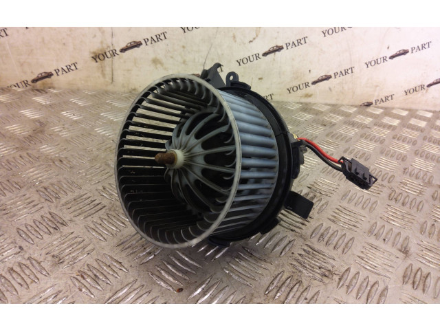 Вентилятор печки U0854003 Audi Q5 SQ5