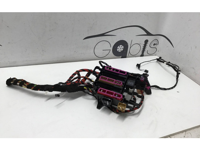 Блок предохранителей 80A971845, 1J0972977 Audi Q5 SQ5