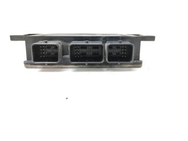 Блок управления двигателя 8200911566, 8200976242   Renault Twingo II