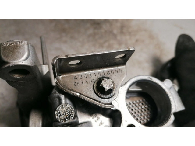 Čerpadlo oleje A6421810547   Mercedes-Benz E W211 3.0  