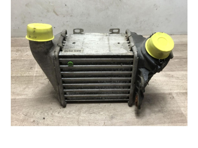 Интеркулер 1E0145805, 1E0145805 Volkswagen Golf III