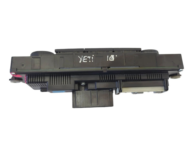 Блок управления климат-контролем 3T0820047R, K0075HB00975240 Skoda Yeti (5L)