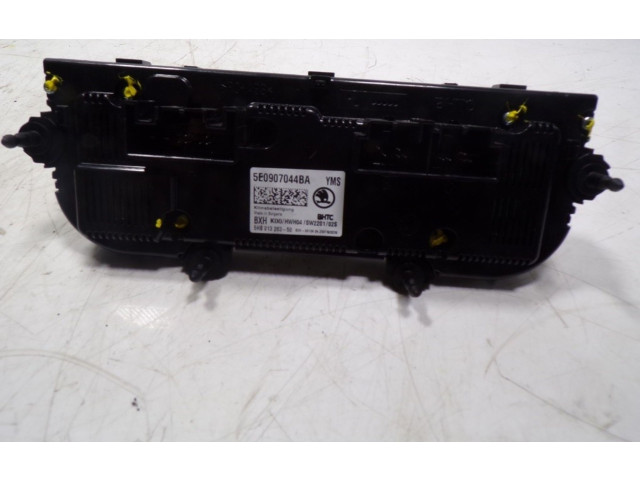 Блок управления климат-контролем 5E0907044BAYMS, 5E0907044BA   Skoda Octavia Mk4