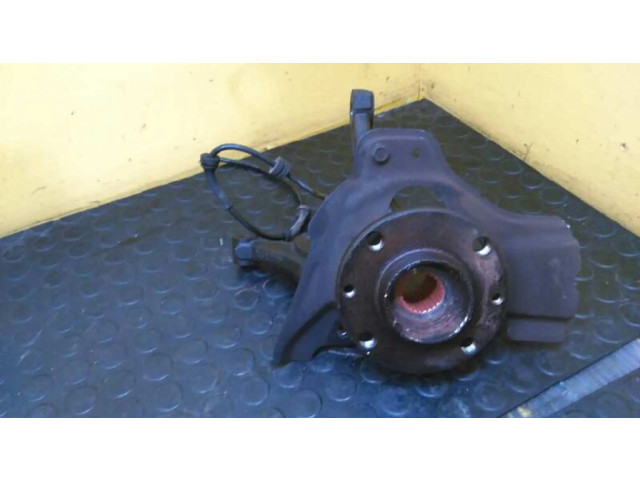 Передний поворотный кулак (ступица, цапфа)