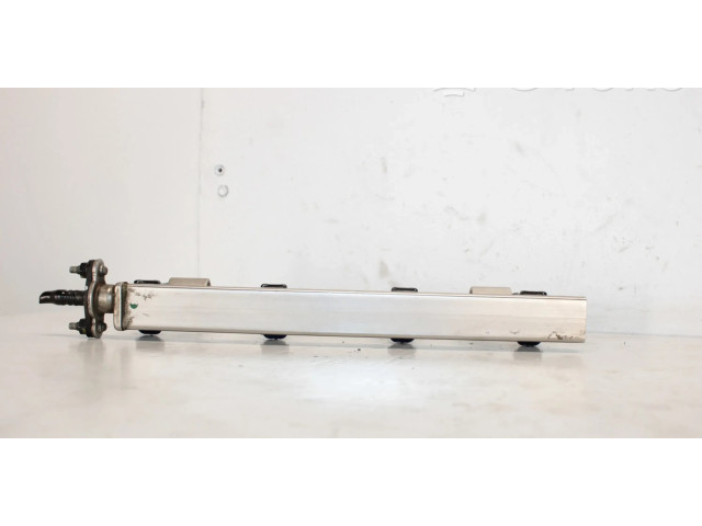 Vstřikovač 353102B000 Hyundai ix20 pro benzínový motor 1.6 G4FC