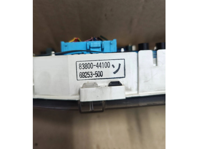 Přístrojová deska Toyota Picnic 2000 8380044100, 69253500