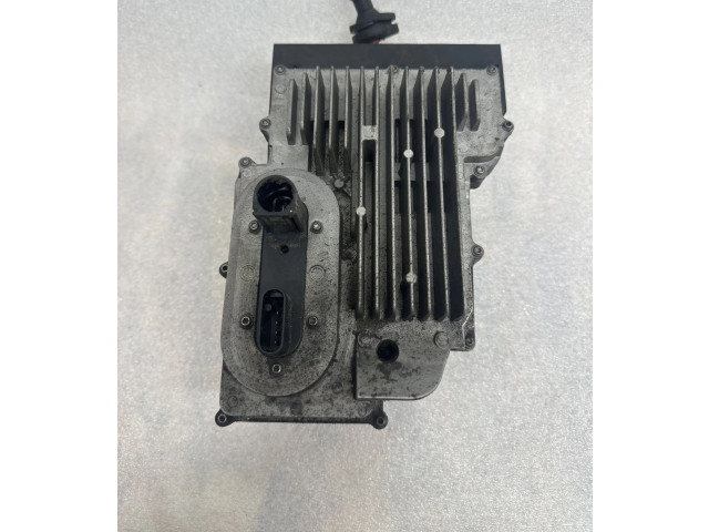 Модуль управления аккумулятором 31652213    Volvo S90, V90   