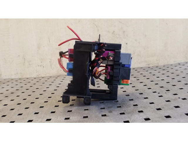 Pojistková skříňka 4F1937503A Audi Q5 SQ5 2009