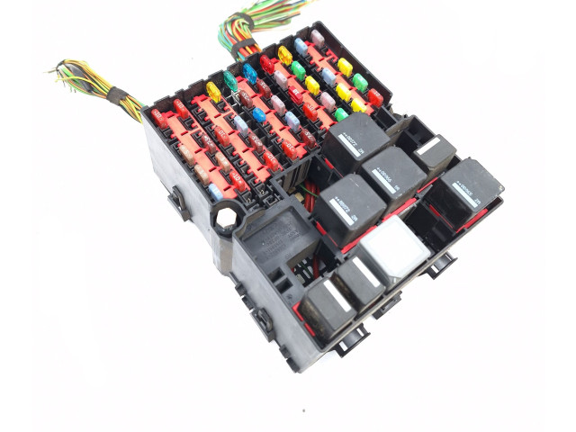 Блок предохранителей 6N1T14401ACG, 6N1T-14401-ACG   Ford Fusion    