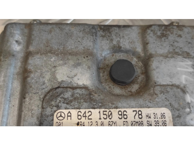 Блок управления двигателя A6421509678, 0281013753   Mercedes-Benz ML W164