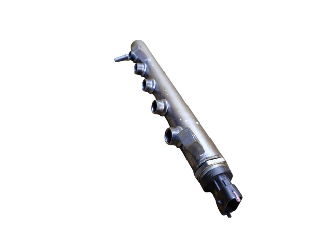 Vstřikovací lišta 8201044829, 1508700409 Mercedes-Benz Vito Viano W447