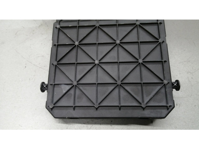 Блок предохранителей Citroen Xsara Picasso