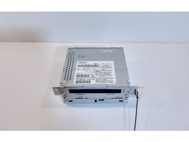 Радио/ проигрыватель CD/DVD / навигация