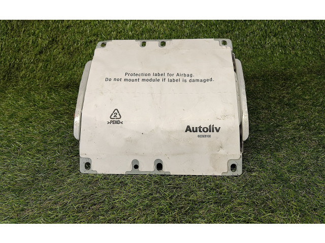 Подушка безопасности пассажира 8623351   Volvo C30