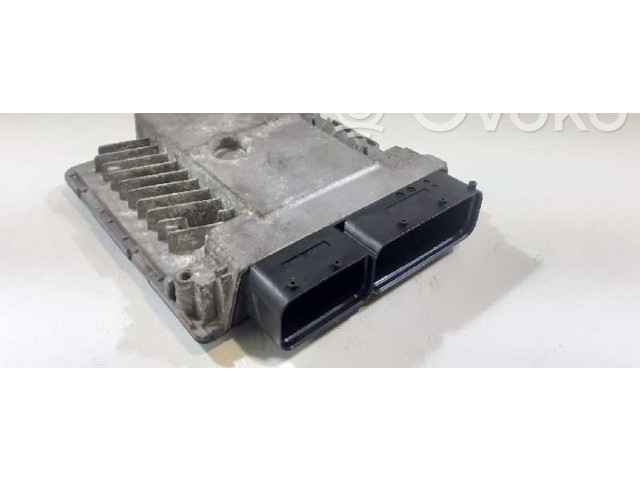 Řídící jednotka 03G906018FG, 5WP45614AA Volkswagen Passat Alltrack 2008