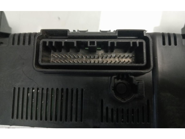 Přístrojová deska  Renault Megane II 2021 248105110R  