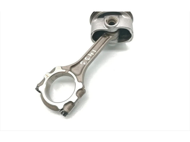 Поршень с шатуном 2AR-FSE Lexus IS III XE30