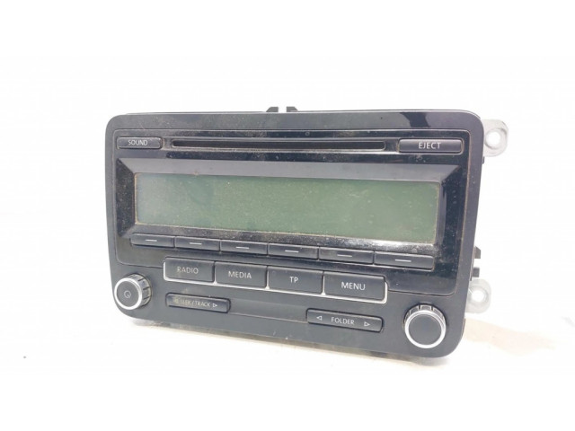 Радио/ проигрыватель CD/DVD / навигация