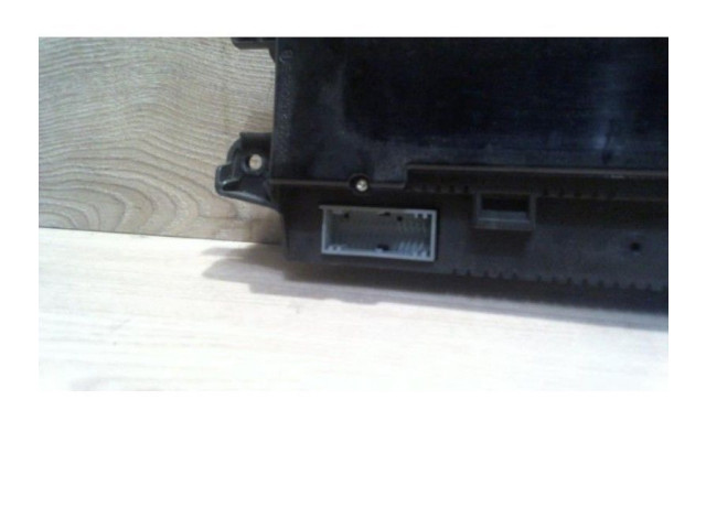 Спидометр (приборный щиток)    7701068191, 7701068191   Renault Scenic II -  Grand scenic II