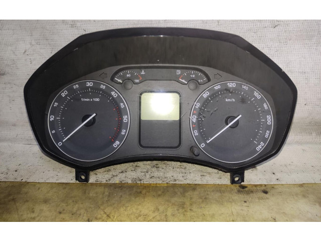 Панель приборов 1Z0920810E   Skoda Octavia Mk2 (1Z)       
