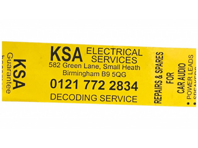 Радио/ проигрыватель CD/DVD / навигация