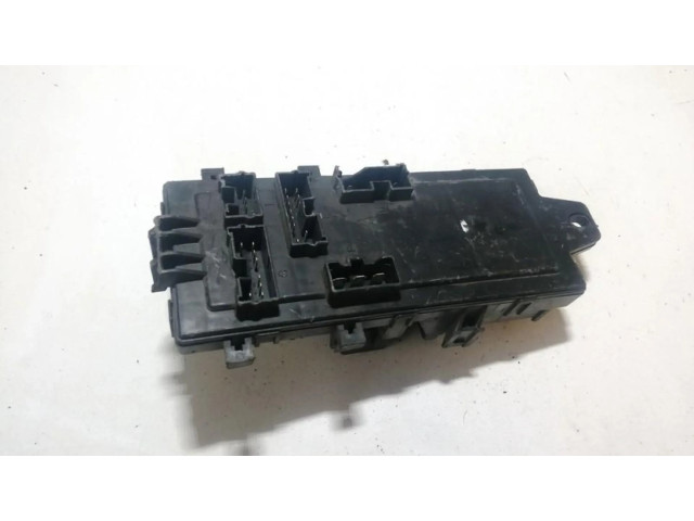 Блок предохранителей Mitsubishi Galant