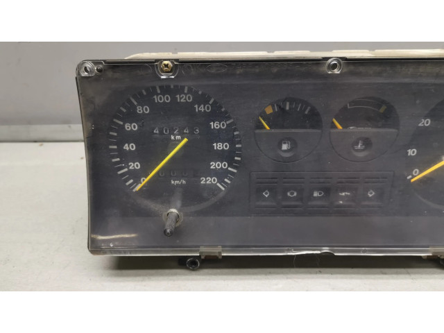 Přístrojová deska Ford Granada 1978 74BB10848ED, 74BB10848CC