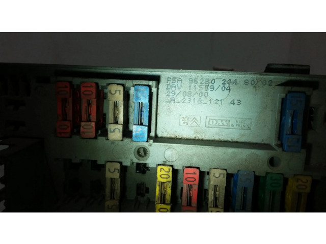 Блок предохранителей 9628024480 Citroen Xsara Picasso