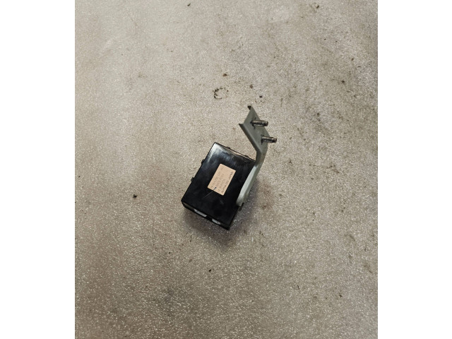 Блок управления 88035FC010, 8F09053K Subaru Forester SF