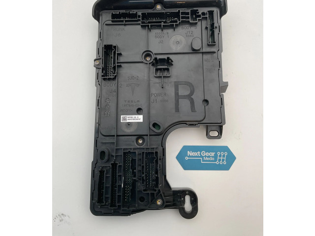 Блок комфорта 156745400B, 149784800 Tesla Model 3