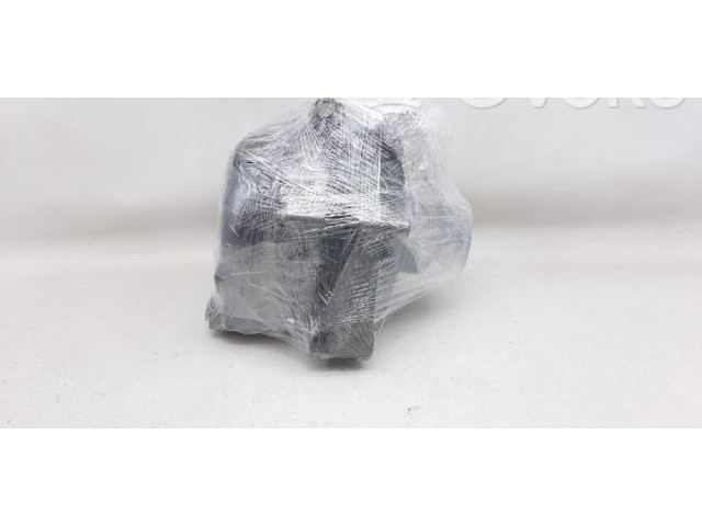 Генератор 4R83-10300-AB Jaguar XJ X351