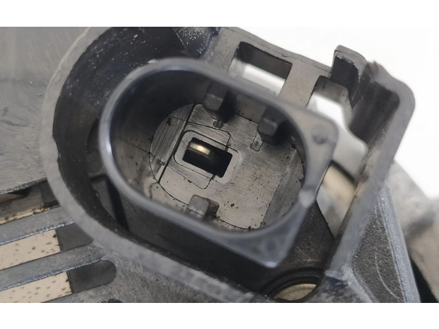 Генератор 04E903015, 2715542C Volkswagen Golf SportWagen