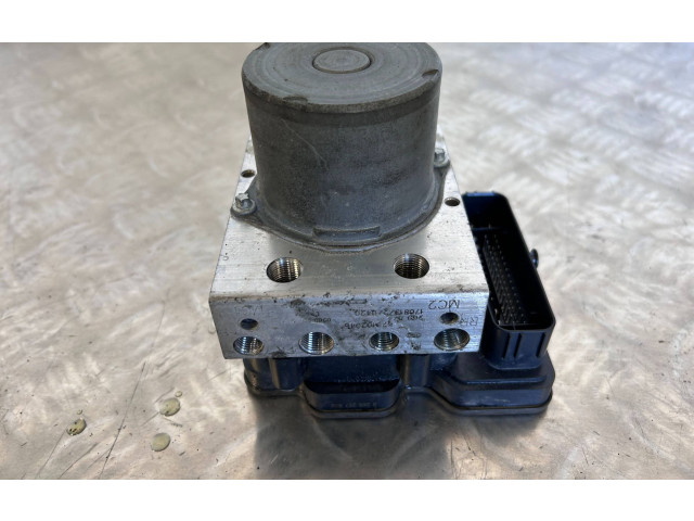 Блок АБС 6701020450 Maserati Ghibli 2013 - года