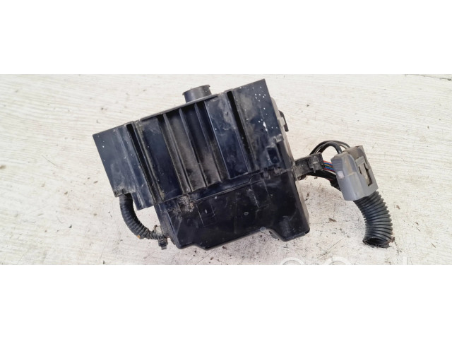 Pojistková skříňka Mazda 2 2005