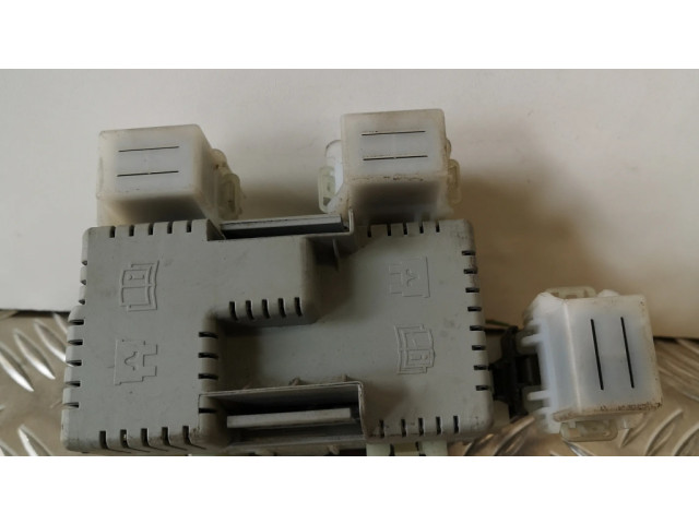 Блок предохранителей BS7T14K131CA Ford Galaxy