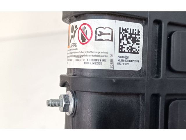 Подушка безопасности для колен 22886860, 2446543 Opel Ampera