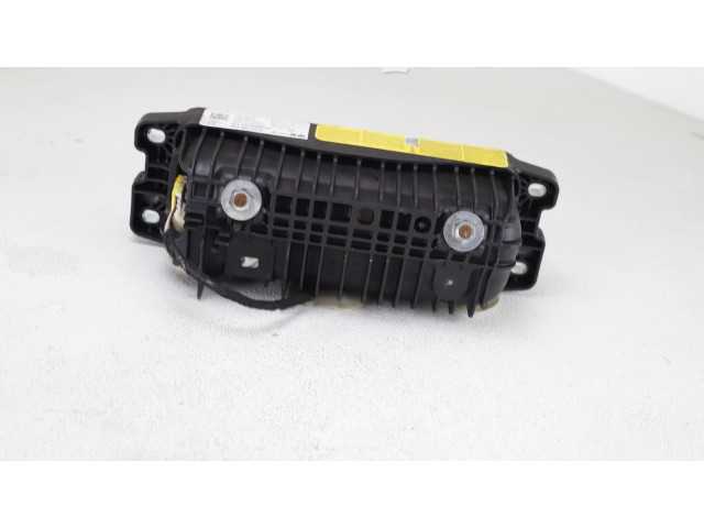 Руль Audi Q3 8U  2011 - 2016 года 8U0880204D, 671TPA009RFLDT      